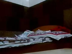 असली सेक्सी मूवी दिख ...