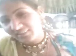 नीचे ब्लाउज जिम छेड़ ...
