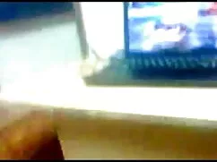 जीन्स और नंगे सेक्सी ...