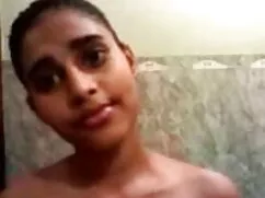 एलिसा रीस (कनाडा) और ...