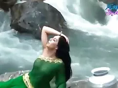 स्पा में लेस्बियन थ् ...