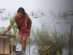 लेगिंग में बैक फुटजॉ ...