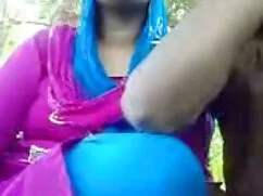 बाध्य पैर की पूजा ।m ...