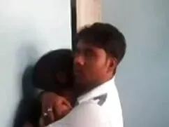 लड़का चिमनी से सुंदर ...