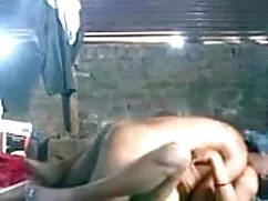 बस्टी सेक्सी मूवी हि ...