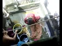 श्यामला सुंदरता स्ट् ...