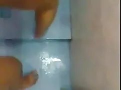 गर्म कमबख्त हिंदी मे ...