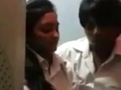एमआईएलए हिंदी में फु ...