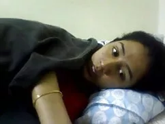 सेलिया बेड सेक्सी वी ...