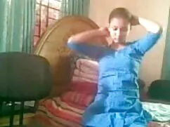 ला सेक्सी वीडियो में ...