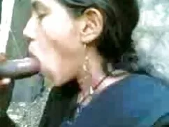 गुलाबी चड्डी सेक्सी  ...