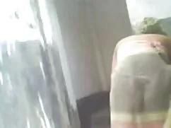 काले बैल के साथ व्यभ ...
